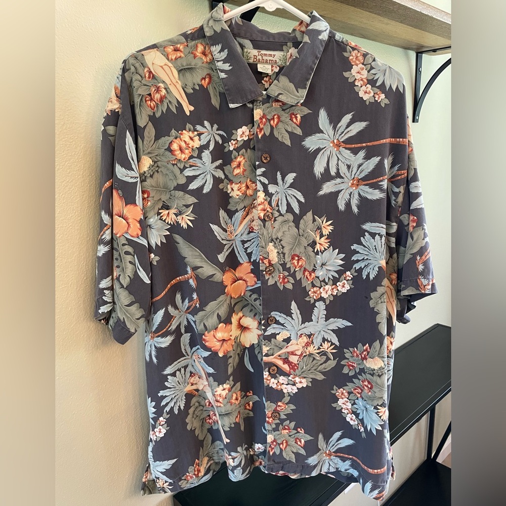 Men’s Tommy Bahama Tropical Floral 100% Silk Shirt Size XL